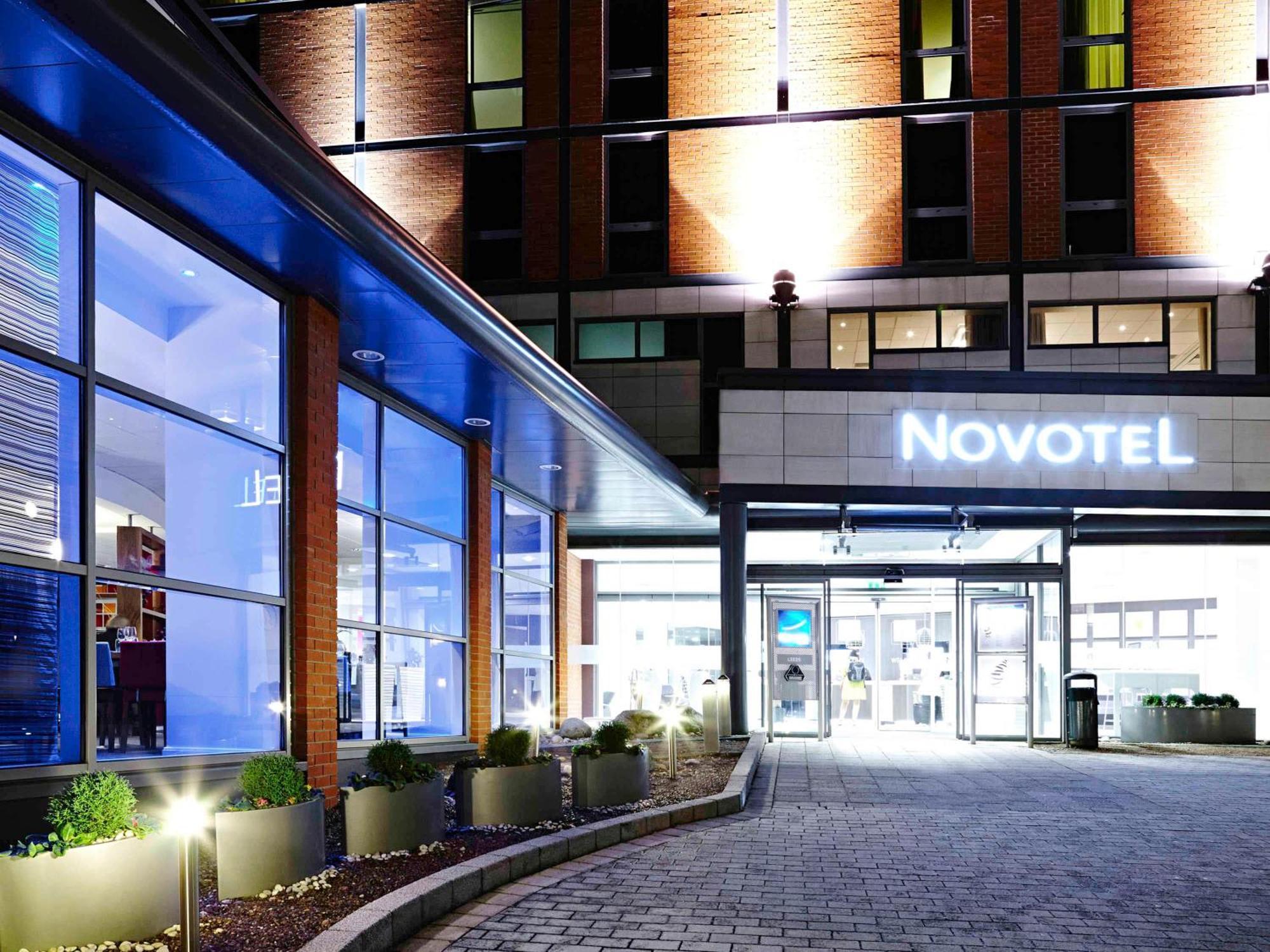 Novotel Leeds Centre Exterior foto